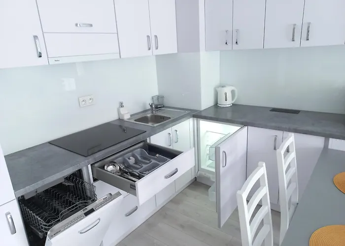 - 17 公寓 Jastrzębia Góra